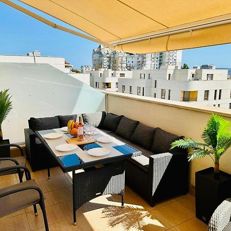 וארנה Spacious Prestige Penthouse מראה חיצוני תמונה